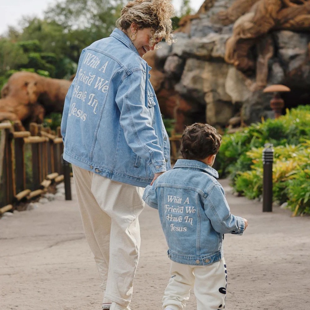 15% off code Elevated Faith